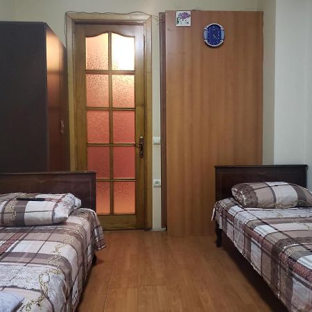 Intercity Hostel Batumi Exterior foto